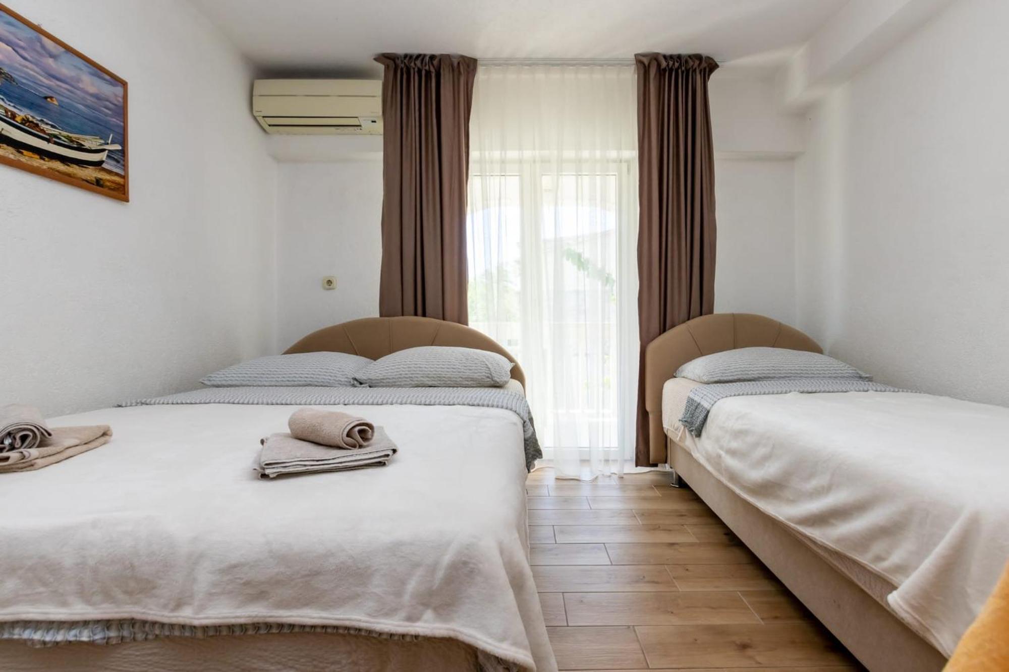 Apartments Dino Kaštela 외부 사진