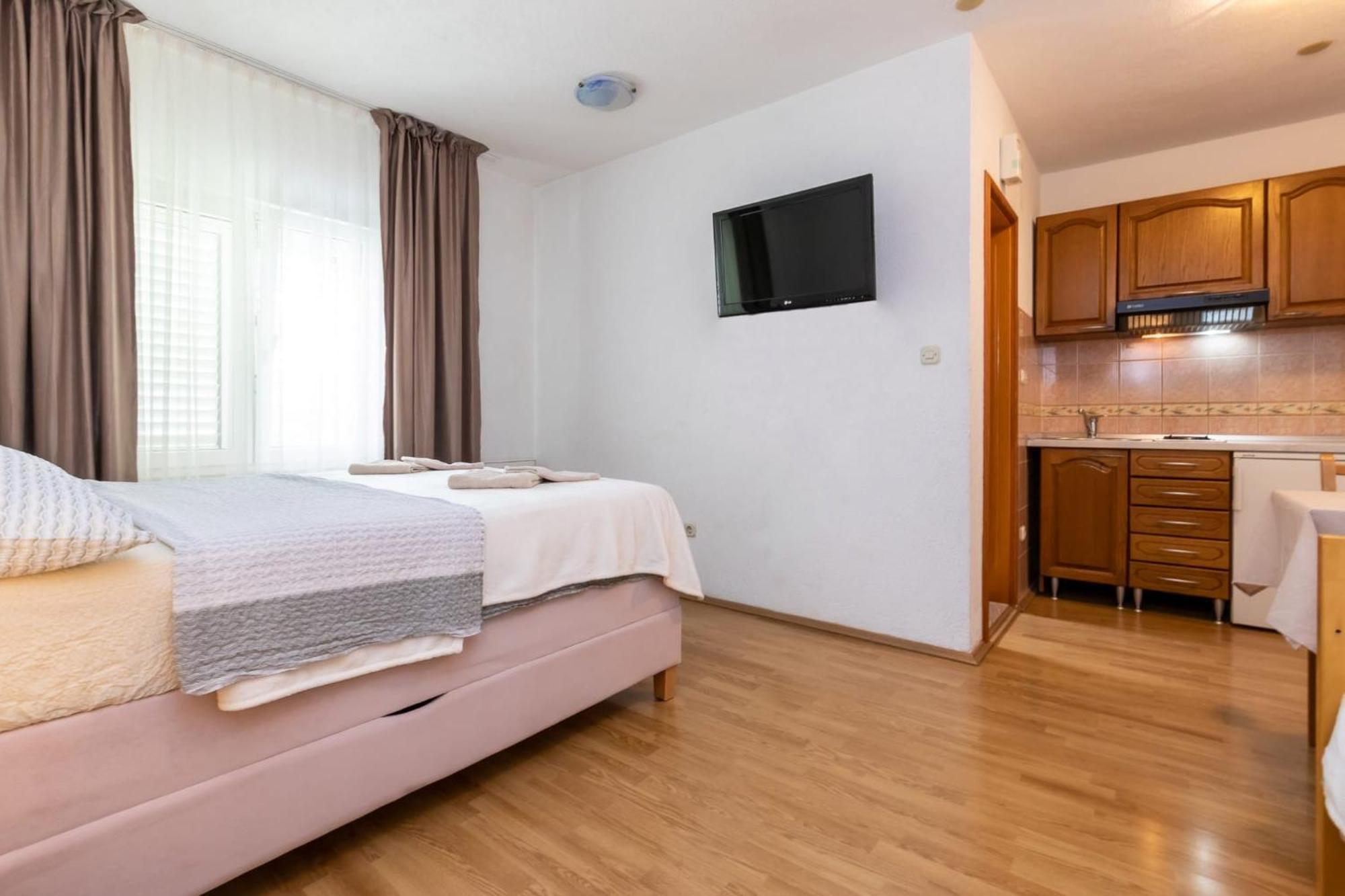Apartments Dino Kaštela 외부 사진